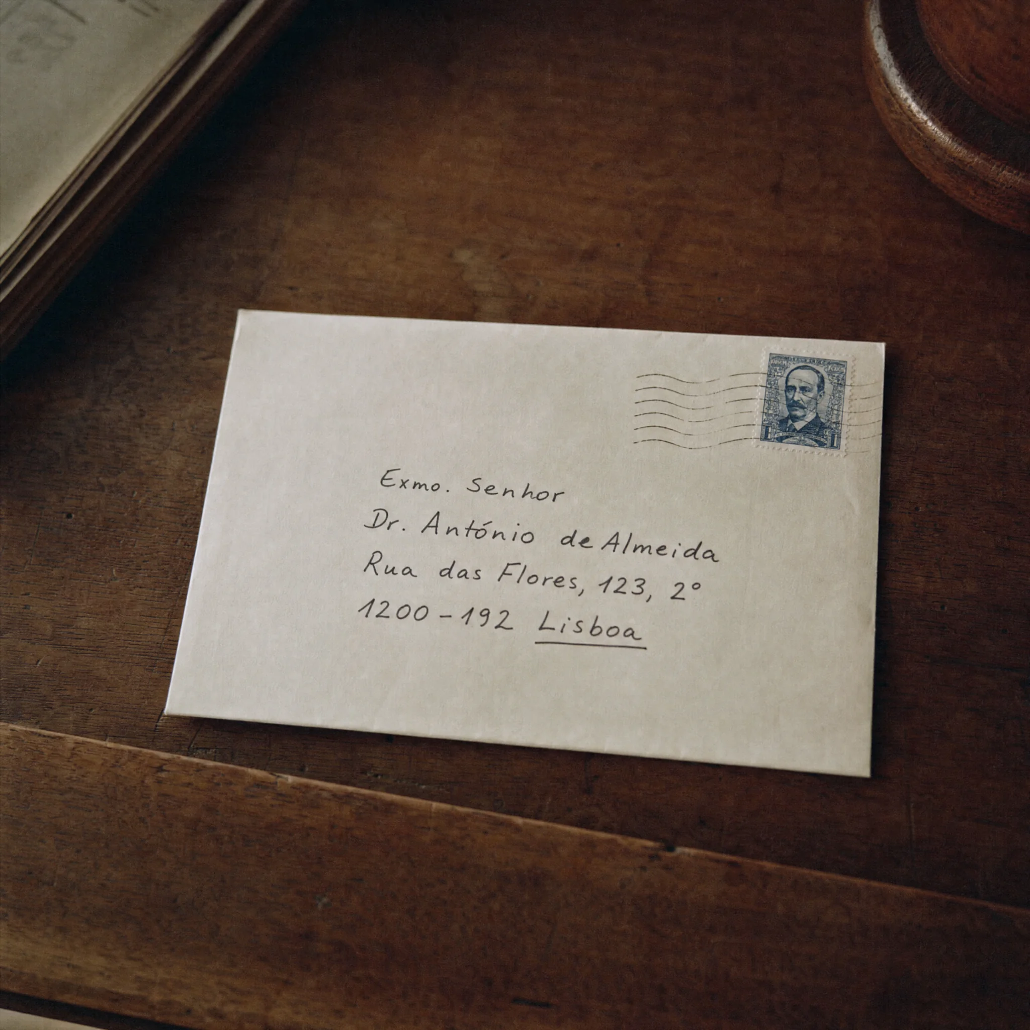 A stamped letter addressed to Lisbon